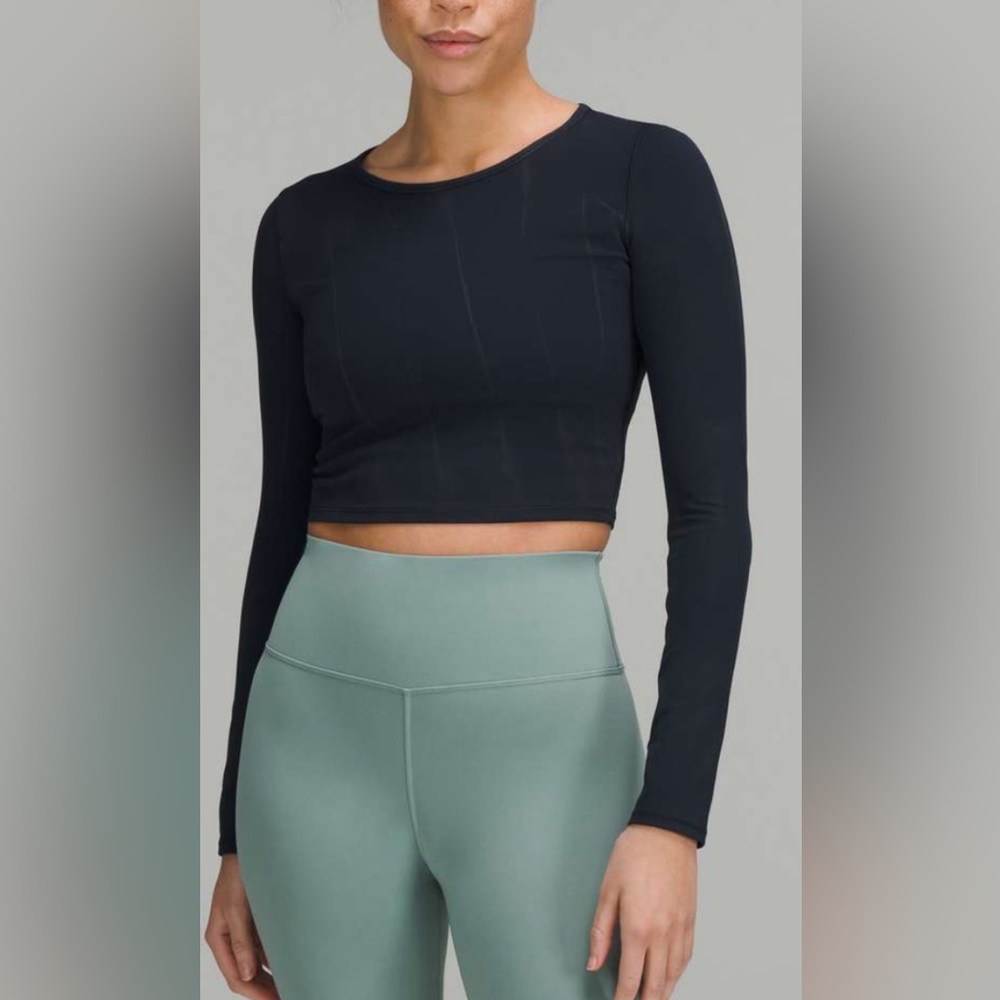 Wunder Under Cropped Long Sleeve Shirt